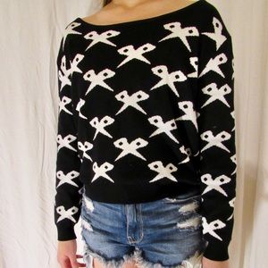 ✂️Scissor Black Sweater ✂️